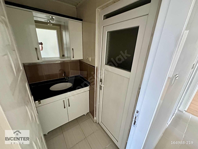 !YEDİTEPEDE MERKEZİ KONUMDA 3+1 SATILIK GENİŞ DAİRE! - Görsel 28