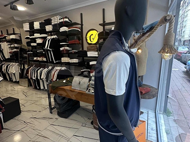 BELEDİYE ARKASINDA SATILIK YATIRIMLIK DÜKKAN - Görsel 4