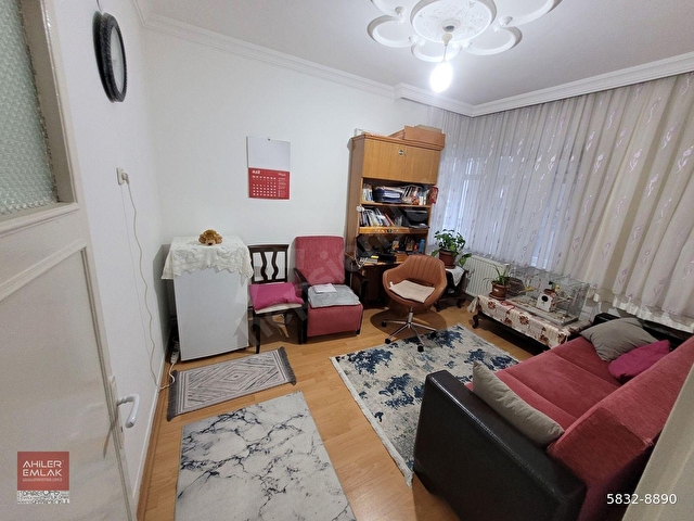 DEMETEVLER METROSUNA YÜRÜME MESAFESİNDE KATTA DAİRE !! - Görsel 7