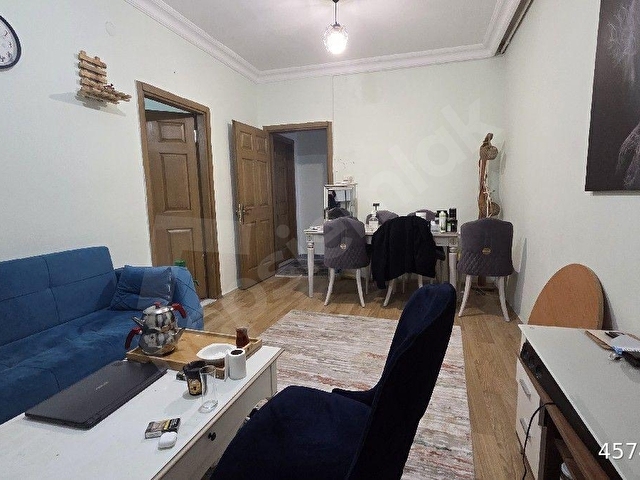 KAĞITHANE EMNİYETEVLERİ METRO 2 DAKİKA SATILIK 2+1 DAİRE