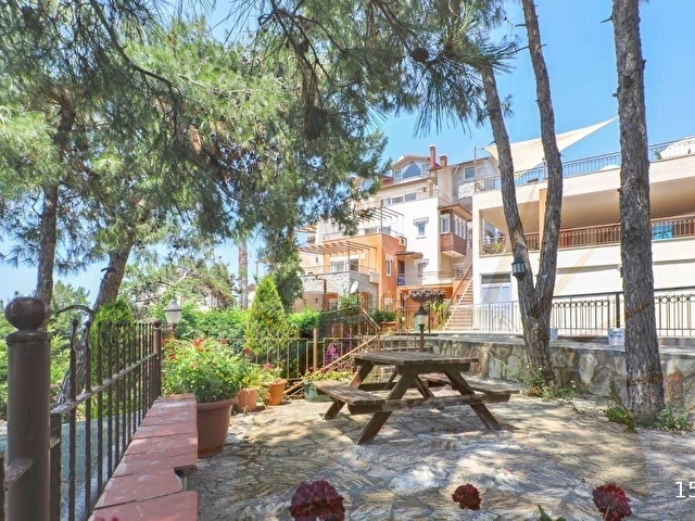 ALANYA TÜRKLER’DE ELITE COUNTRY SİTESİNDE DENİZE 200 M 1+1 EŞYALI SATILIK DAİRE - Görsel 3