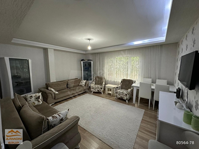 Acil Alsancakta Bulvara yakın asansör 135m² 3+1 + Kiler Çift banyolu