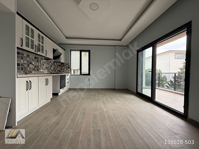 ONMAX BAHÇELİEVLERDE SATILIK 3+1 150 M2 DUBLEKS DOĞALGAZLI DAİRE - Görsel 4