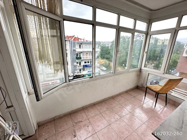 BUCANIN MERKEZİ ŞİRİNYER CADDE ÜZERİ 3+1 ÖNCEPHE DOĞALGAZLI 2 BALKON  KİRALIK DAİRE - Görsel 5