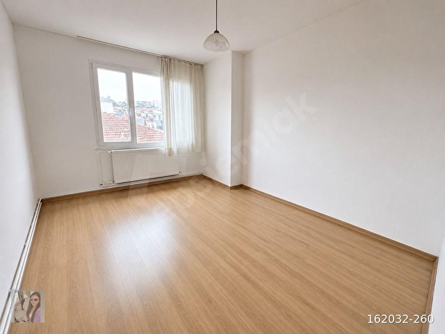BUCANIN MERKEZİ ŞİRİNYER CADDE ÜZERİ 3+1 ÖNCEPHE DOĞALGAZLI 2 BALKON  KİRALIK DAİRE - Görsel 2