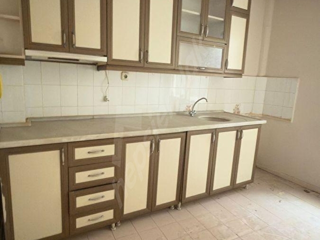 UĞURLU EMLAKTAN FIRSAT DAİRE! - Görsel 3