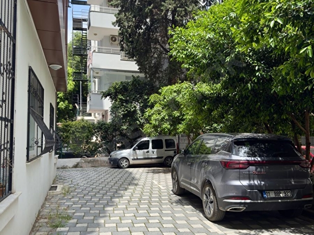 SAHİBİNDEN LÜKS BİNADA TOROS CADDESİNE 30 SANİYE MESAFEDE, GENİŞ OTURUM - Görsel 6