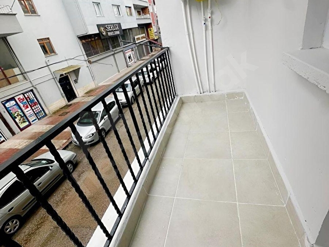SİNCAN MAREŞAL ÇAKMAK MAHDE ARA KATTA FULL YAPILI DAİRE - Görsel 17