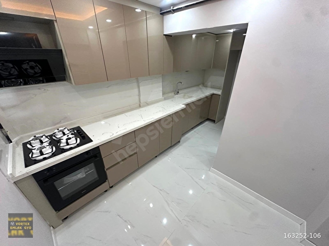 SİNCAN MAREŞAL ÇAKMAK MAHDE ARA KATTA FULL YAPILI DAİRE