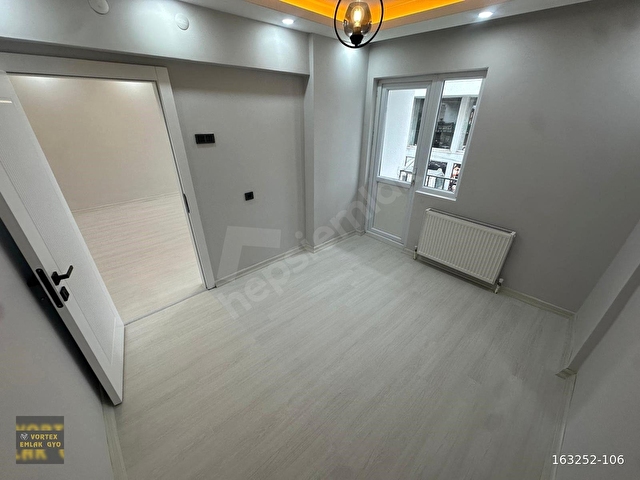 SİNCAN MAREŞAL ÇAKMAK MAHDE ARA KATTA FULL YAPILI DAİRE - Görsel 16