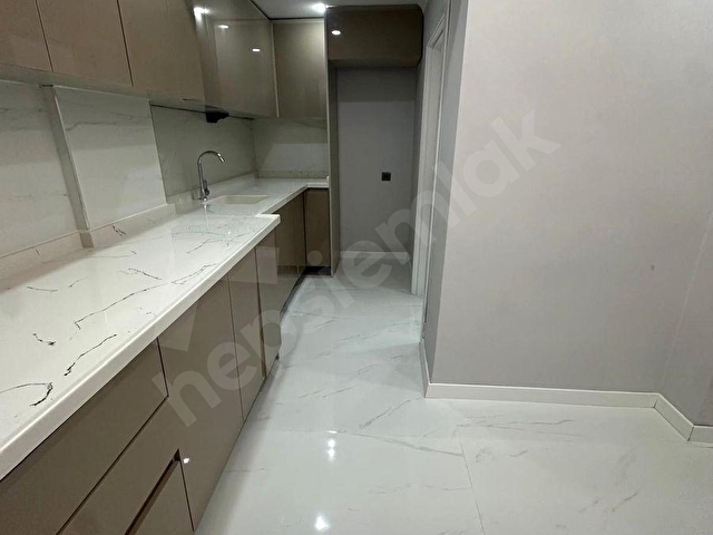 SİNCAN MAREŞAL ÇAKMAK MAHDE ARA KATTA FULL YAPILI DAİRE - Görsel 5