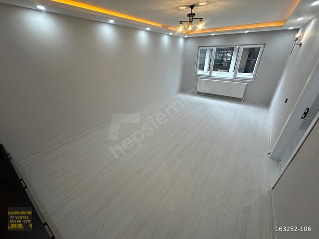 SİNCAN MAREŞAL ÇAKMAK MAHDE ARA KATTA FULL YAPILI DAİRE - Görsel 8