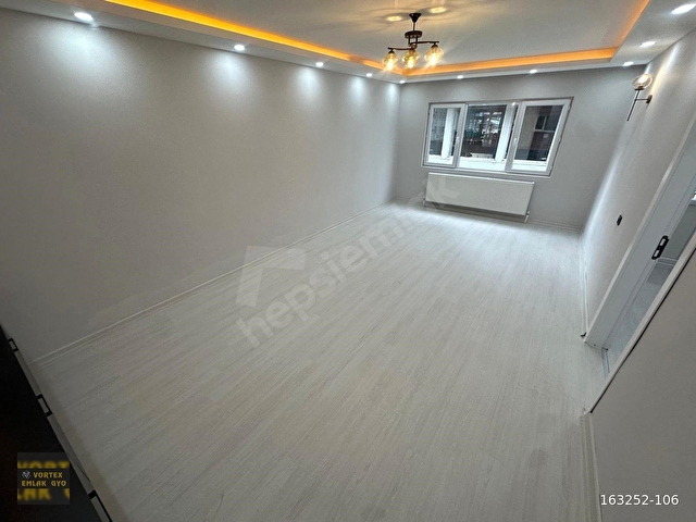 SİNCAN MAREŞAL ÇAKMAK MAHDE ARA KATTA FULL YAPILI DAİRE - Görsel 12