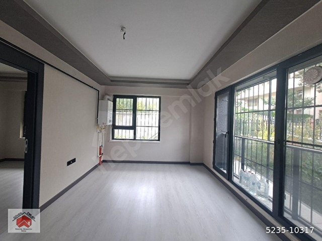 DİKMENDE 19 MAYIS HASTANE YAKINI 1+1 GİRİŞ 50 M2 KOMBİLİ YENİ LÜKS DAİRE - Görsel 4