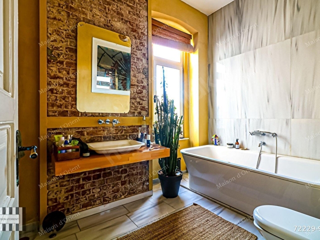 Tarihi Mavrogordato Binasinda Airbnb Uyumlu Satılık 2+1 Daire - Görsel 24