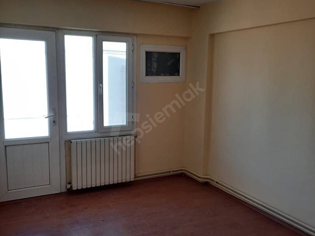 Bornova Merkez�de Süper Kiralık 037400756 hepsiemlak