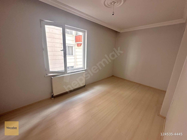 HÜRRİYET MAHALLESİNDE, 3+1, 130 M2, BİRİNCİ KAT KİRALIK DAİRE - Görsel 12