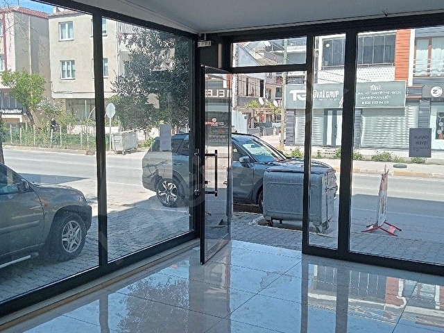 BALIKESİR PLEVNE,BAHÇELİEVLER CADDE CEPHELİ 50M2 İŞYERİ