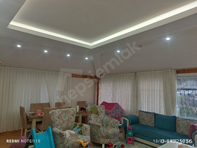 SAHİBİNDEN BÖLÜNMÜŞ DUBLEKS  270 METRE KARE ÜST KAT 2+1 ALT KAT 3+1 5365500017 - Görsel 8