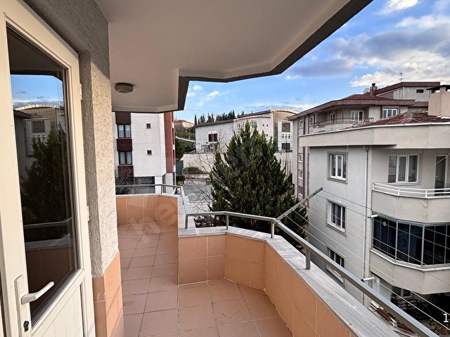 BARIŞ MAHALLESİ SİTE İÇERİSİNDE 3+1 FERAH KOMBİLİ DAİRE - Görsel 14