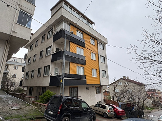 SANCAKTEPE/SAFA MAHALLESİNDE MASRAFSIZ 2+1 SATILIK ARAKAT DAİRE