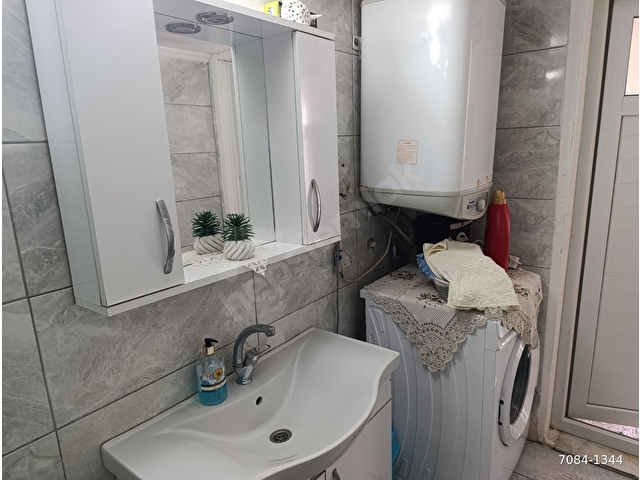 BORNOVA STADYUMU YAKINI BAKIMLI SATILIK FIRSAT DAİRE - Görsel 4