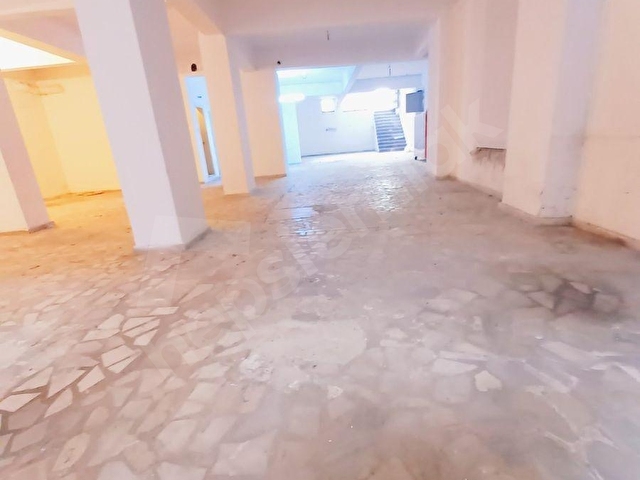 Cadde Üstü,   300m²,  Yarı Bodrum,   Dükkan & Mağaza,  4.Levent Metroya(M2) Yürüme 12dk, - Görsel 9