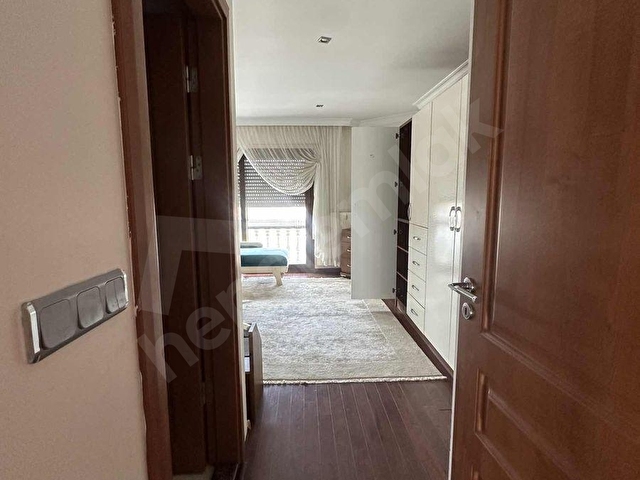 Güzelbahçe Yaka Mahallesinde Tam Müstakil Villa - Görsel 21