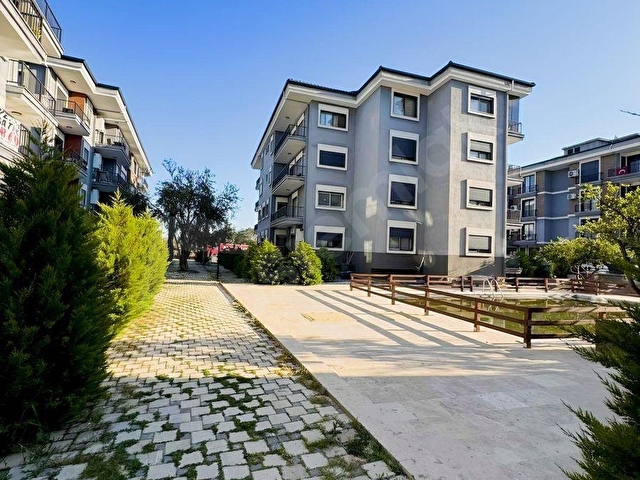 CAMİKEBİR MAH.SİTE İÇERİSİNDE GENİŞ KULLANIM 3+1 DAİRE !! - Görsel 3