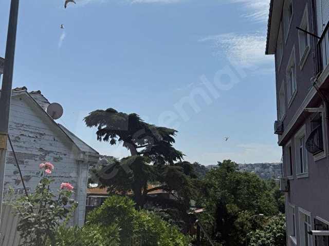 Anadolu Hisarın da Sahile Çok Yakın Boğaz Manzaralı Bahçeli 5 Katlı Bina - Görsel 4