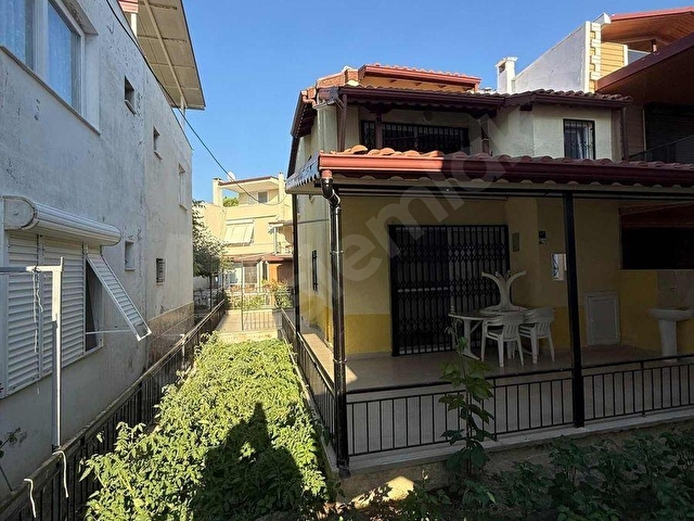 TADİLATLI DENİZE SADECE 450 METRE MESAFEDE YAZLIK - Görsel 12