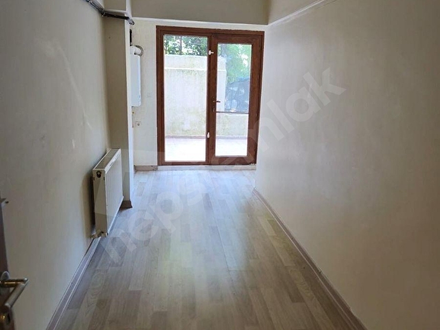 İCADİYE MERKEZDE 1+1 ÖZEL BAHÇE KULLANMLI ÇOK TEMİZ DAİRE - Görsel 23