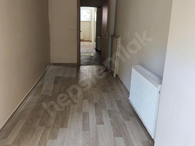 İCADİYE MERKEZDE 1+1 ÖZEL BAHÇE KULLANMLI ÇOK TEMİZ DAİRE - Görsel 6