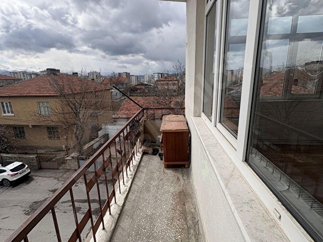 UĞUREVLER DE KOMBİLİ 3+1 GÜNEY CEPHE SATILIK DAİRE - Görsel 23