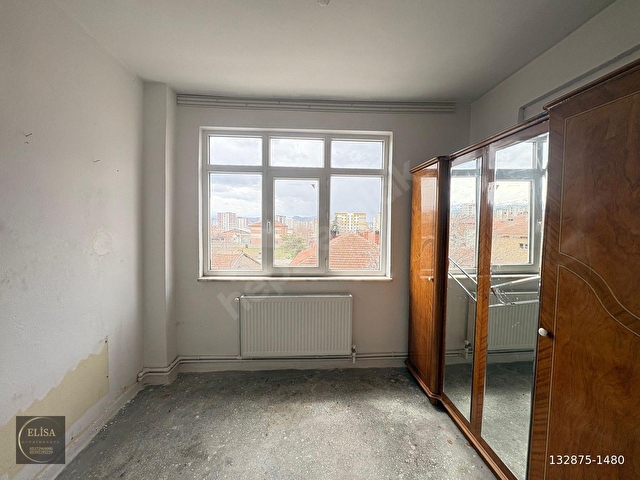 UĞUREVLER DE KOMBİLİ 3+1 GÜNEY CEPHE SATILIK DAİRE - Görsel 12