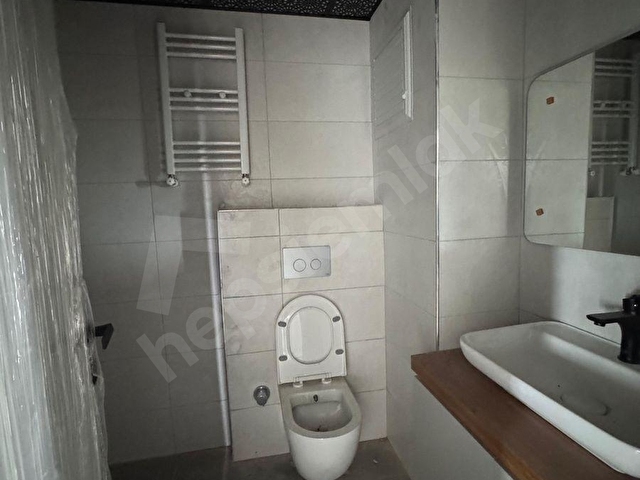 SARIÇAM ÇINARLI’DA GÖL MANZARALI Lüks 2+1 K.M Satılık Daire - Görsel 8