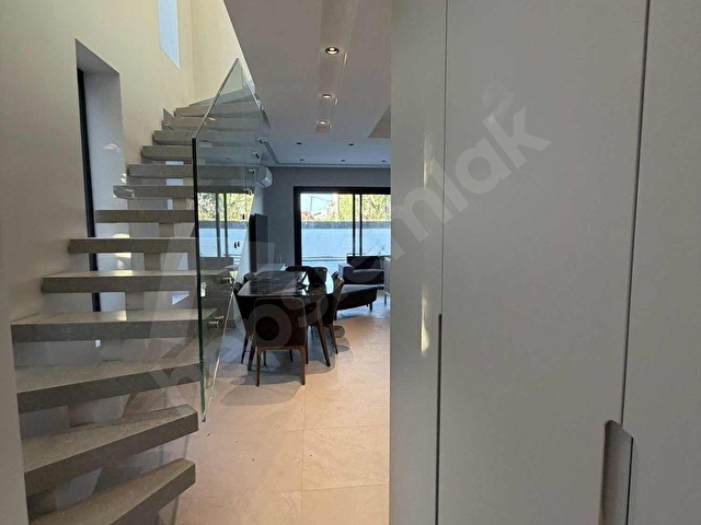 YUSEDEN ŞİFNEDE YILLIK KİRALIK MÜSTAKİL 4+1 HAVUZLU LÜKS VİLLA - Görsel 28