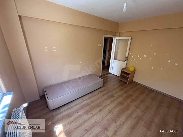 1.MURAT MAH KİRALIK DAİRE 3+1 120M2 AYŞEKADIN YERLEŞKESİNE YAKIN - Görsel 3