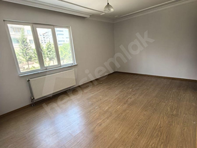 RIZIK GM DEN 22GÜN MAHALLESİ SİTE İÇİ KİRALIK DAİRE - Görsel 9