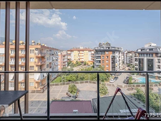 DENİZE 200 MT EŞYALI 1+1 - HAVUZLU AKTİF SİTEDE MERKEZİ KONUM! - Görsel 14