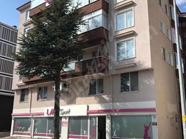 BAHÇELİEVLER 1+1 AYRI MUTFAKLI BALKONLU
