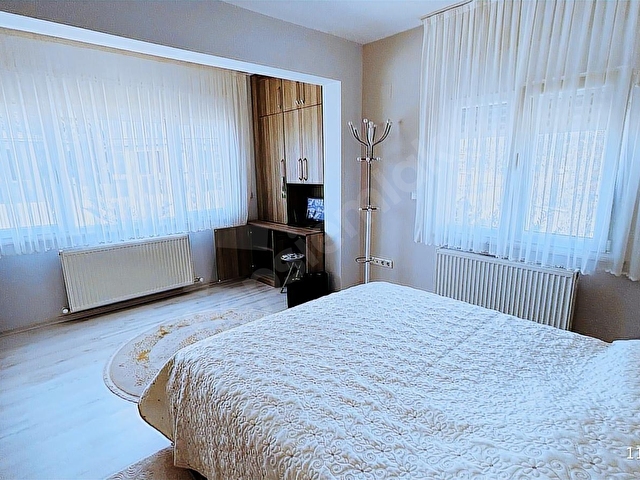 Urla Torasanda, Köşe Konum, 4+2 Tam Müstakil Villa ! - Görsel 17