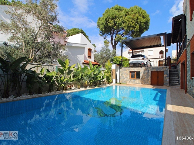Çeşmede Muhteşem bir koya 2.sırada, 7+2 Satılık Müstakil Villa - Görsel 13