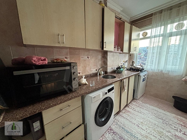 Esenler Üçyüzlüde 90 m² 2+1 Köşe Başı Küçükler Yapıdan - Görsel 8