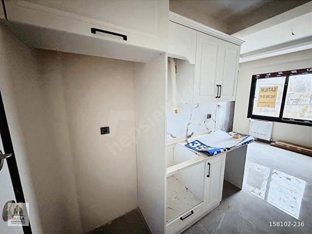 PARLADAN KUYULUKTA 2+1 LÜX SIFIR DAİRE HAVUZLU SOSYAL ALANLI - Görsel 9