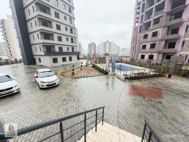 PARLADAN KUYULUKTA 2+1 LÜX SIFIR DAİRE HAVUZLU SOSYAL ALANLI - Görsel 15