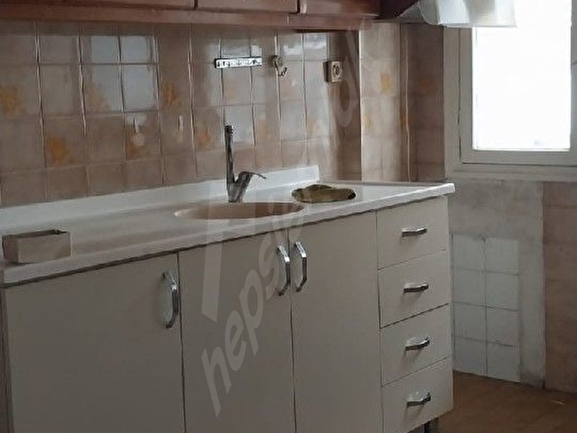 YENİŞEHİR MAH. MİTHATPAŞA İLKOKULU KARŞISINDA 3+1 KİRALIK DAİRE