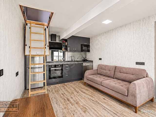 Urla da Denize Sıfır Satılık 1100m2 Arsalı Villa - Görsel 11