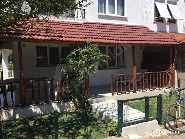 Deniz kenarında kaliteli nezih sitede sezonluk veya yıllık villa - Görsel 15