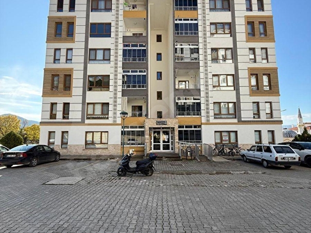 TOKAT NİKSAR DA 3+1 SATILIK DAİRE